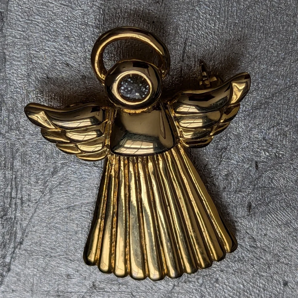 Angel Brooch pin Crystal Accent AAI signed Memory Holiday Christian Vintage